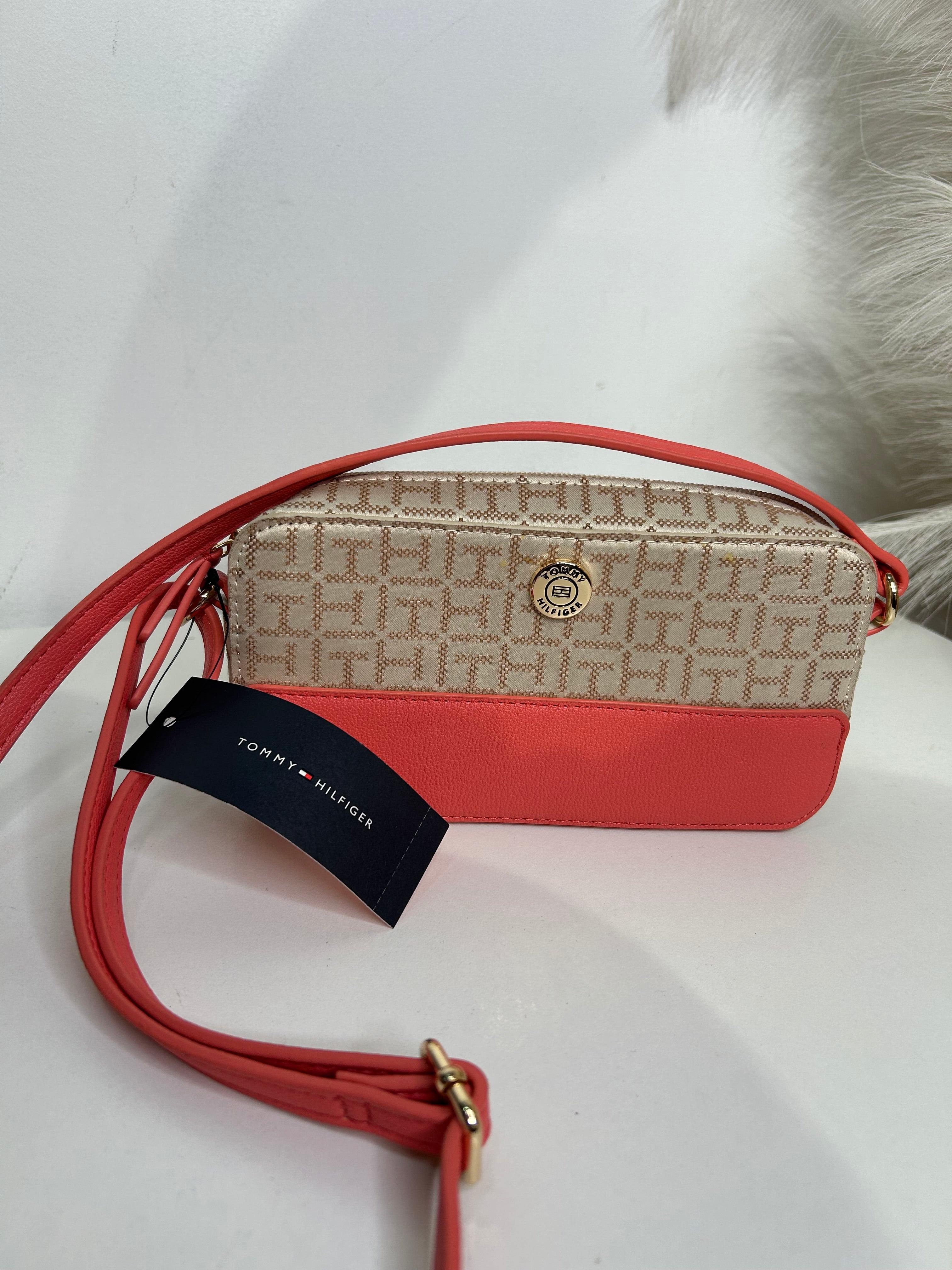 Bolso Tommy