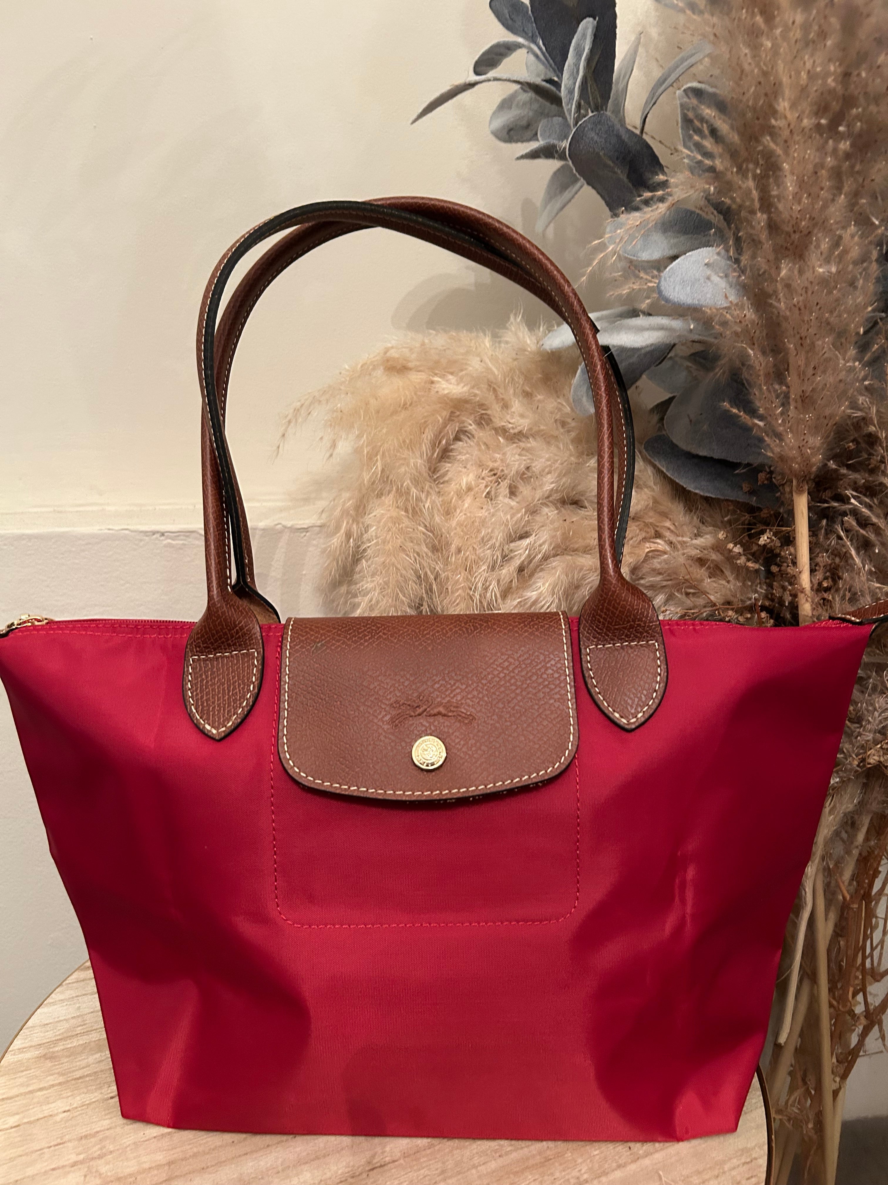 Longchamp M