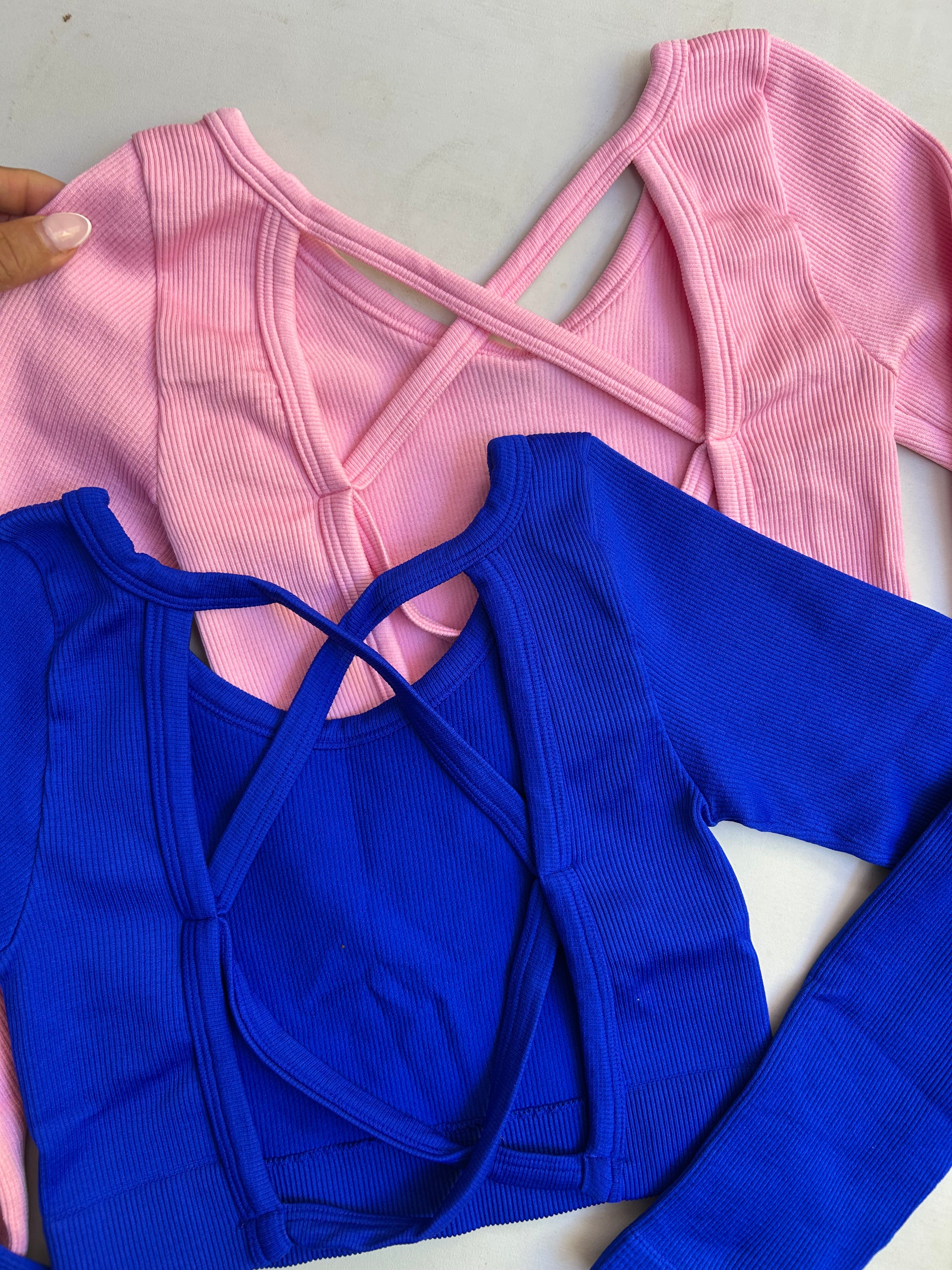 Set deportivo con blusa larga