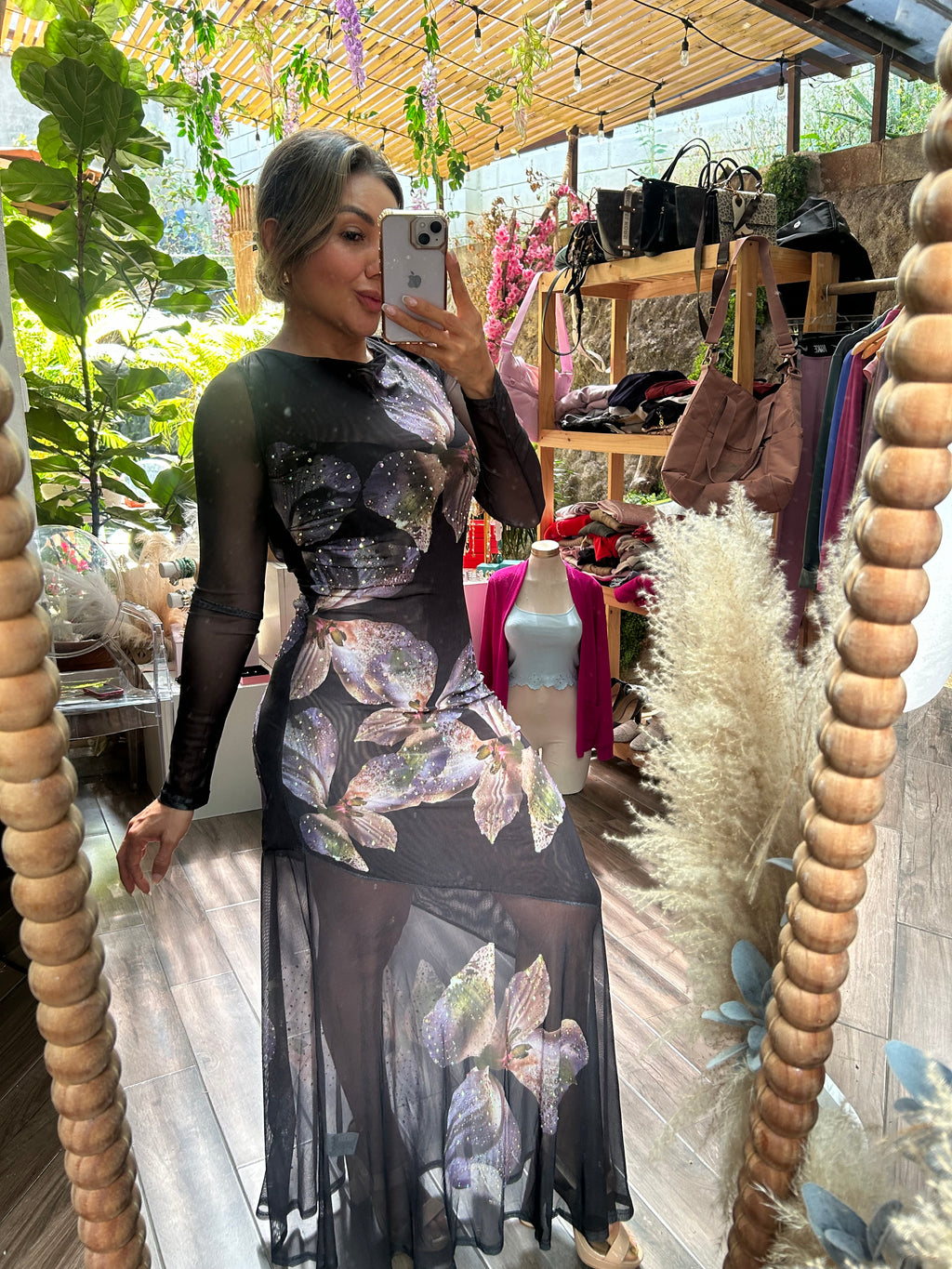 Vestido negro Floral