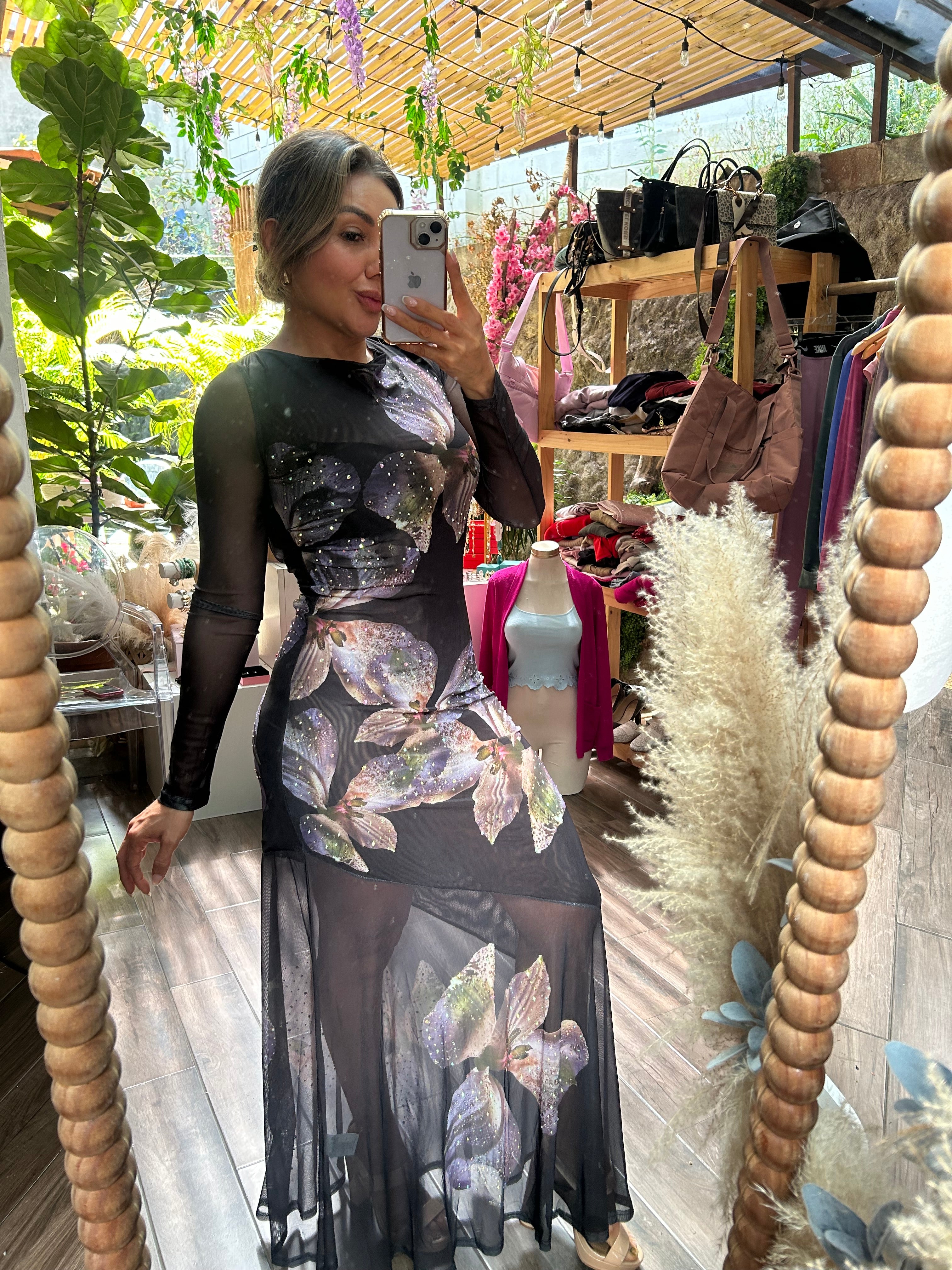Vestido negro Floral
