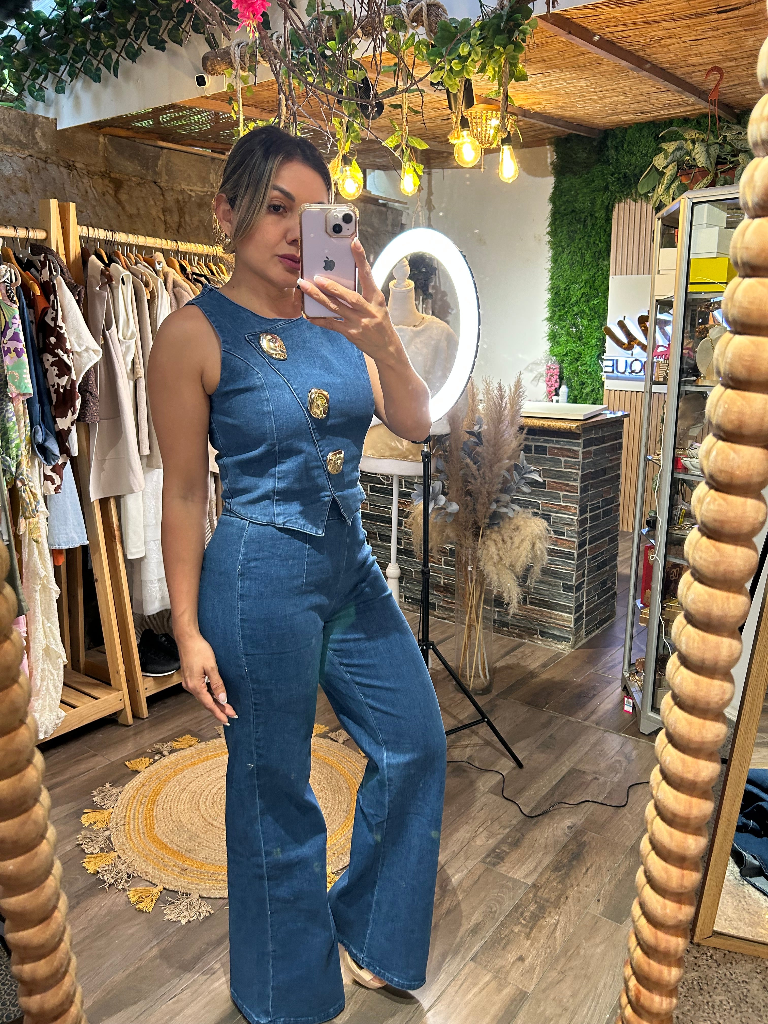 Set Demiun
