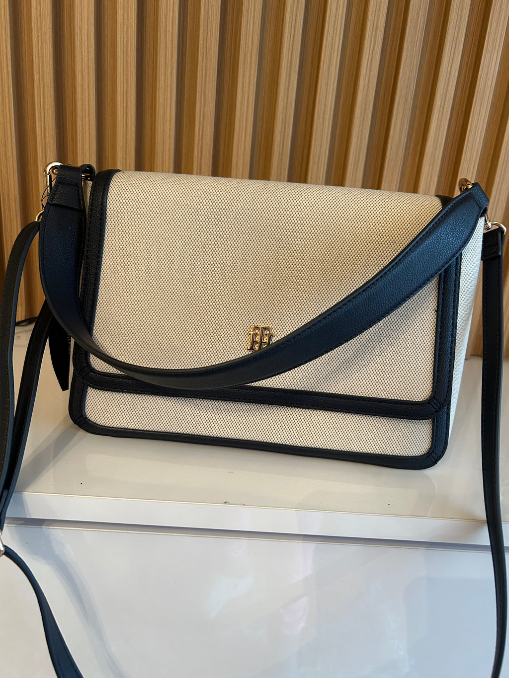 Bolso Tommy
