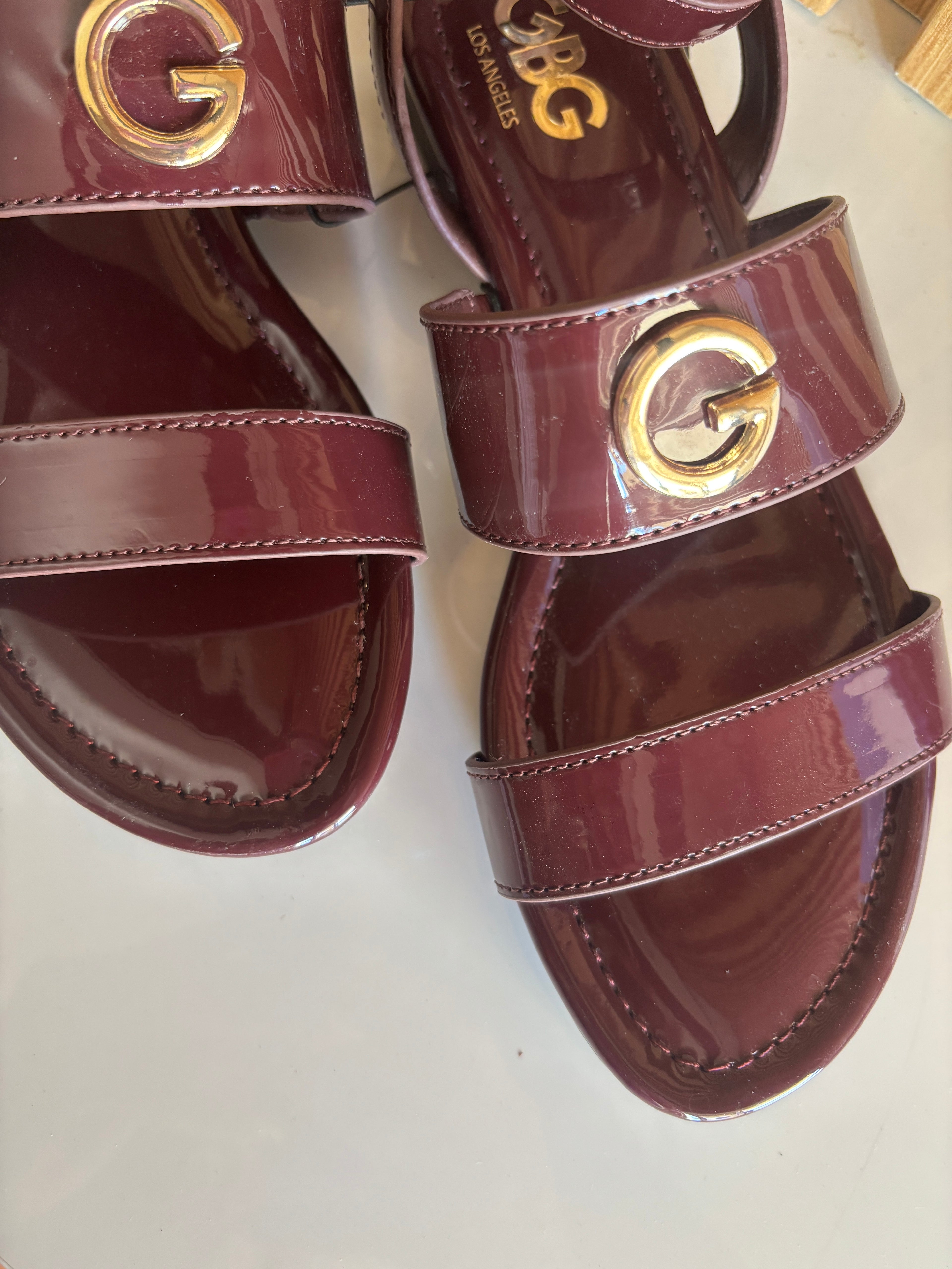Sandalia Guess