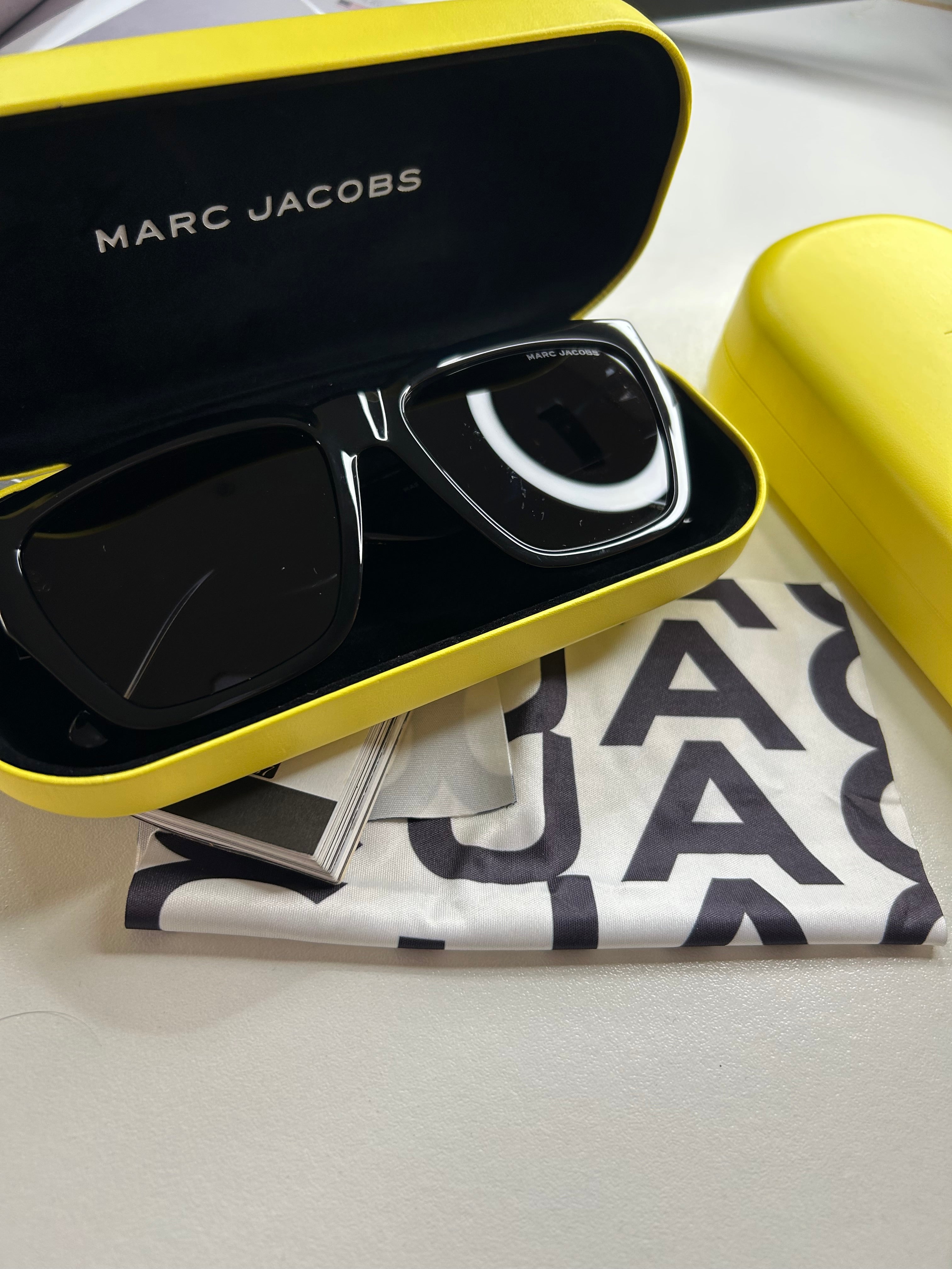 Lentes