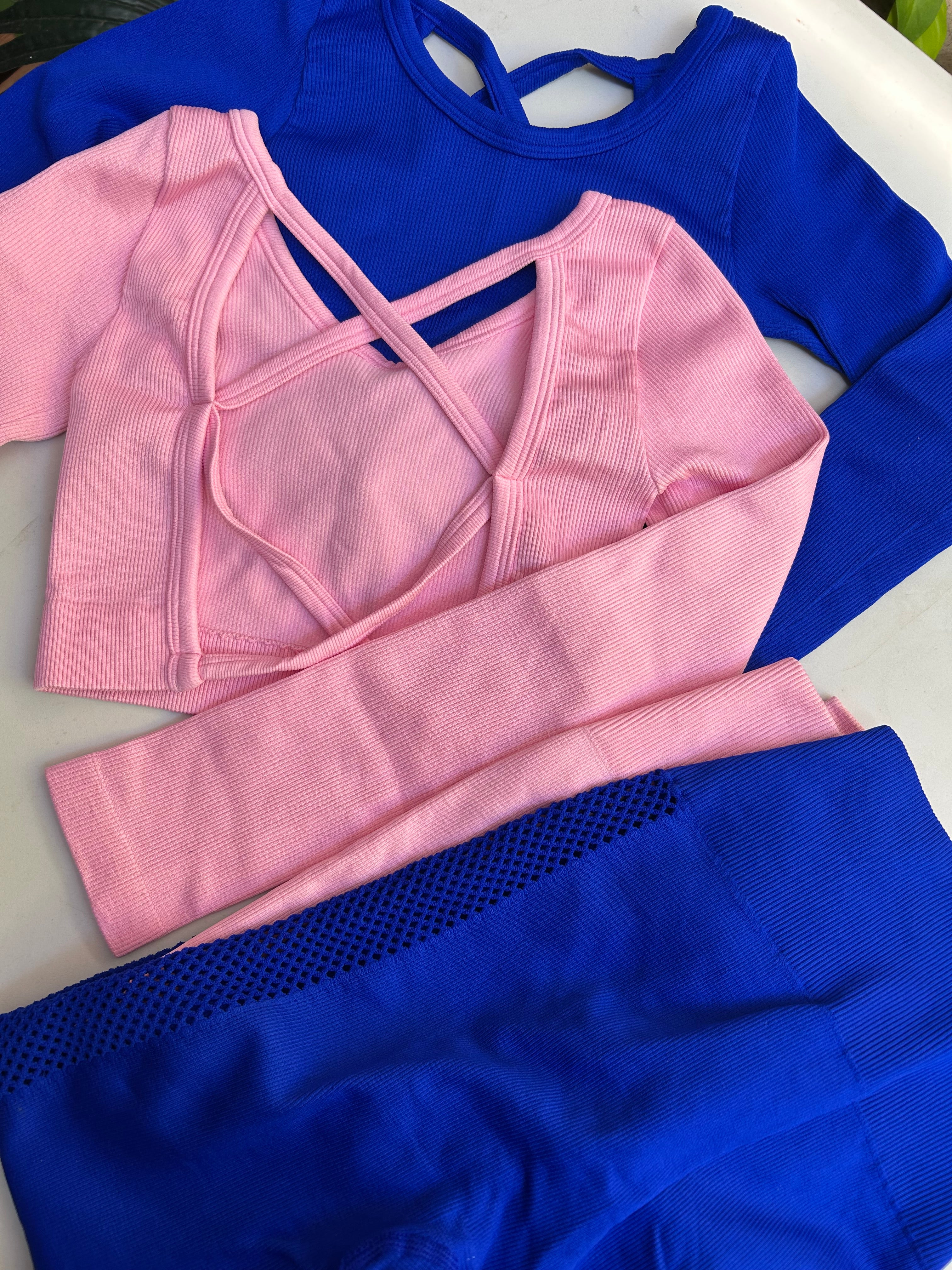 Set deportivo con blusa larga