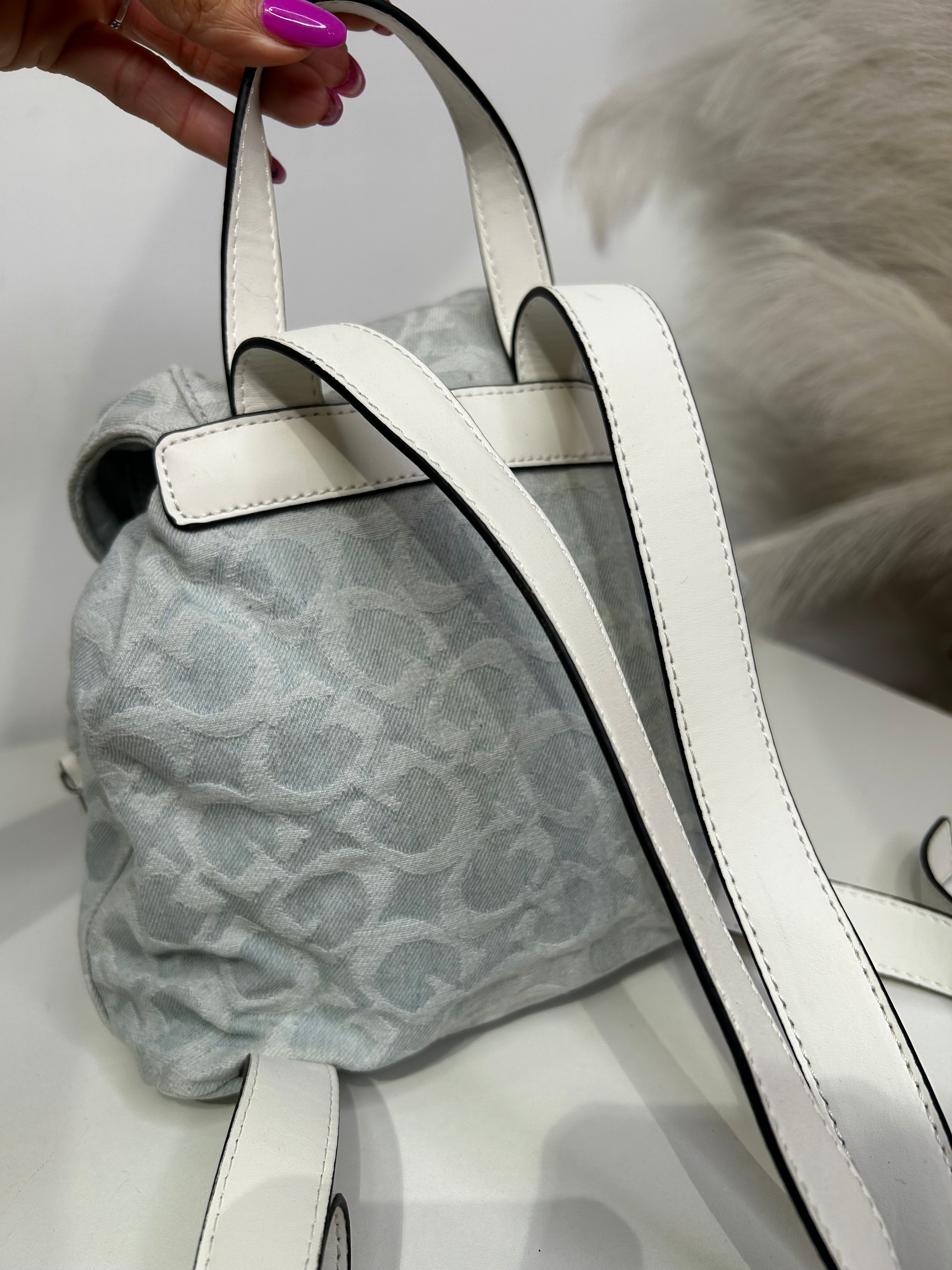 Mochila Guess