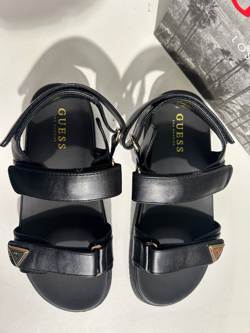 Sandalias Guess