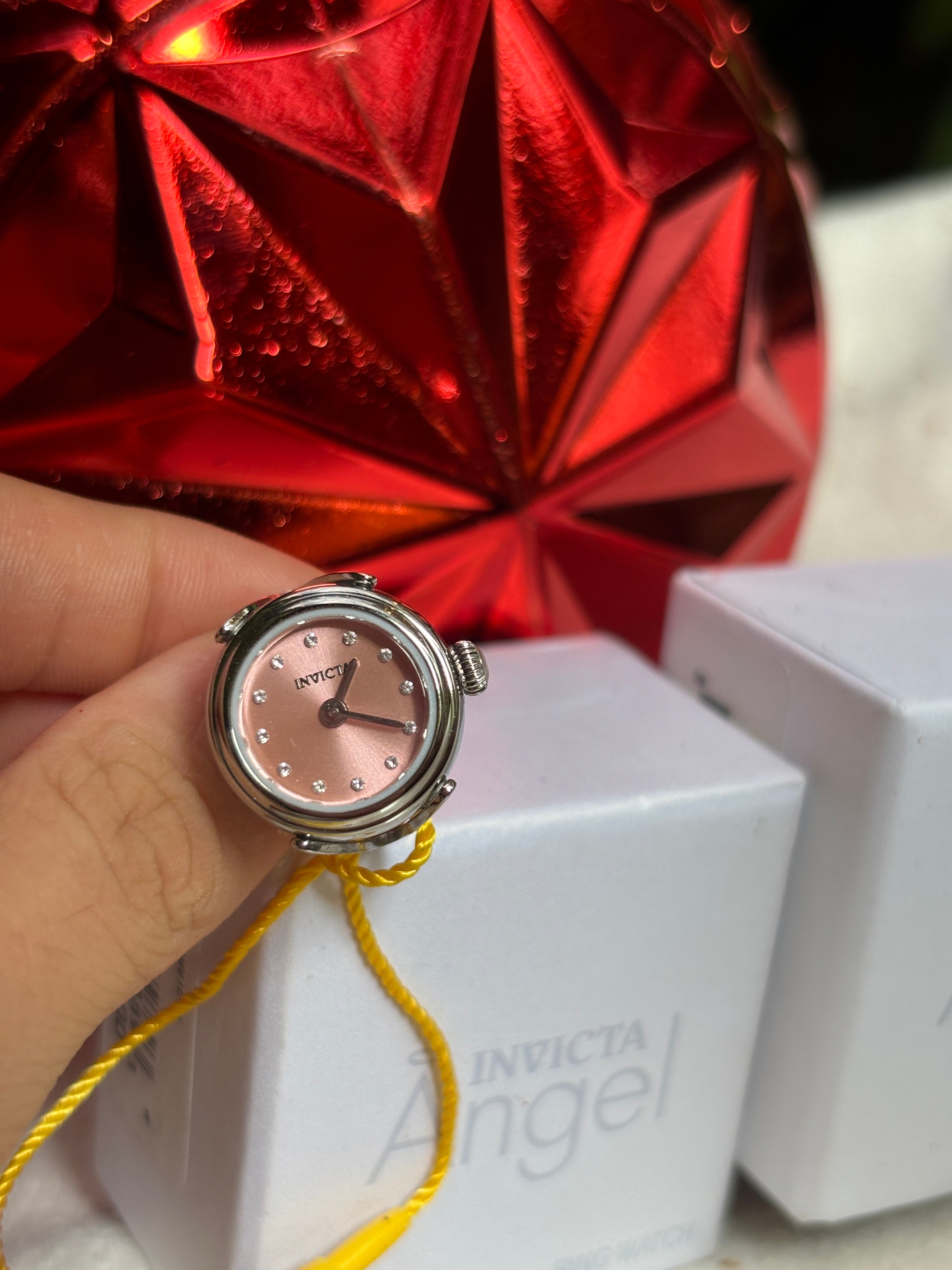 Reloj Invicta de anillo