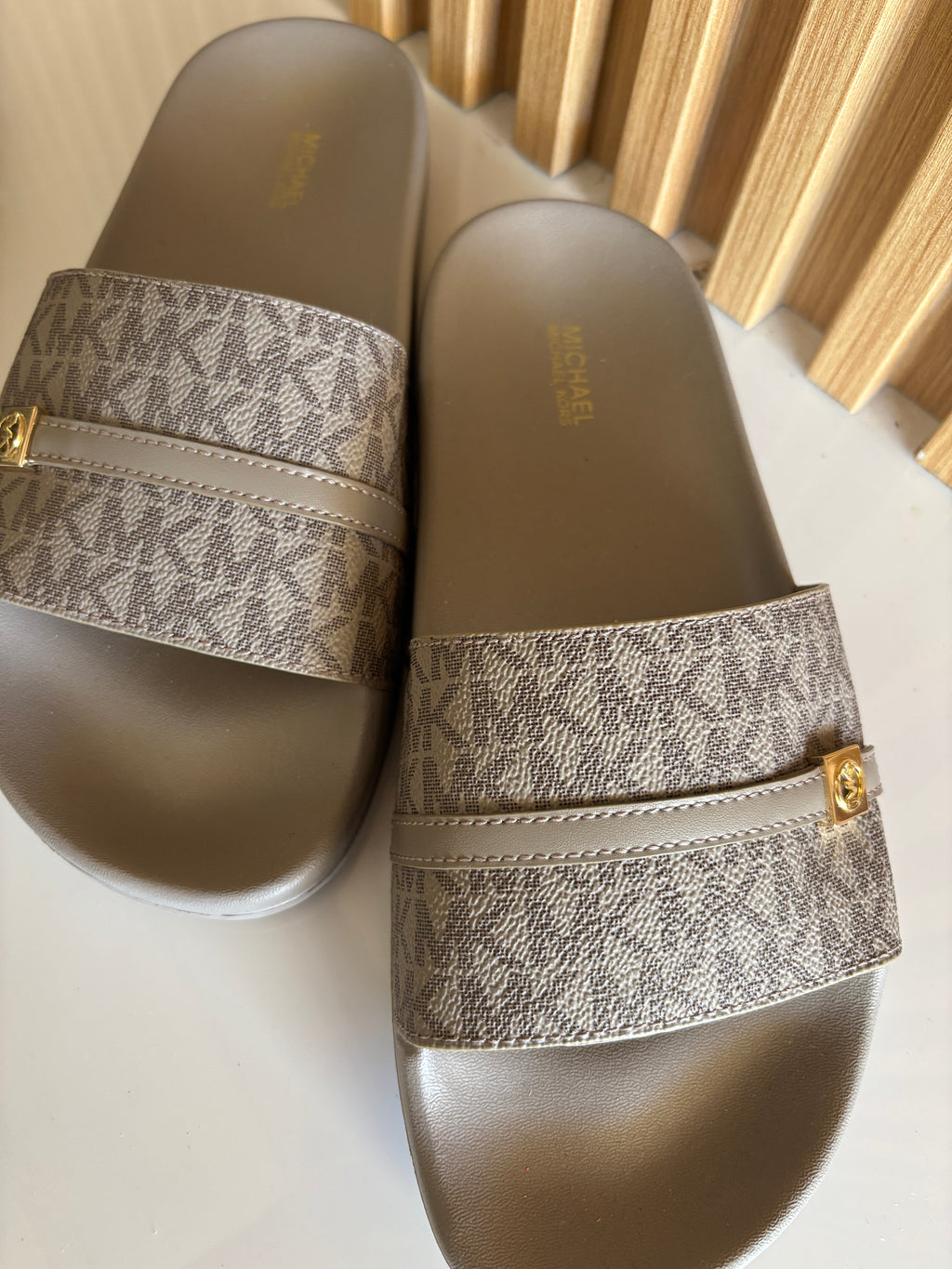 Sandalia Michael Kors