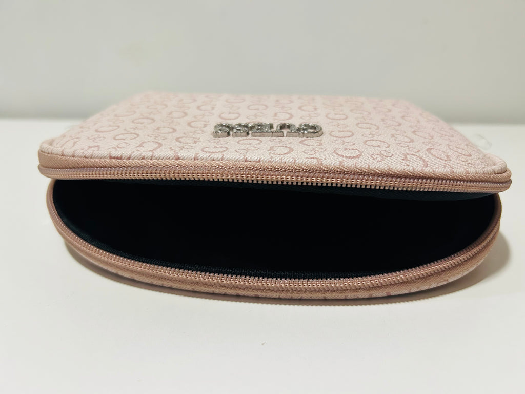 Cosmetiquera Guess