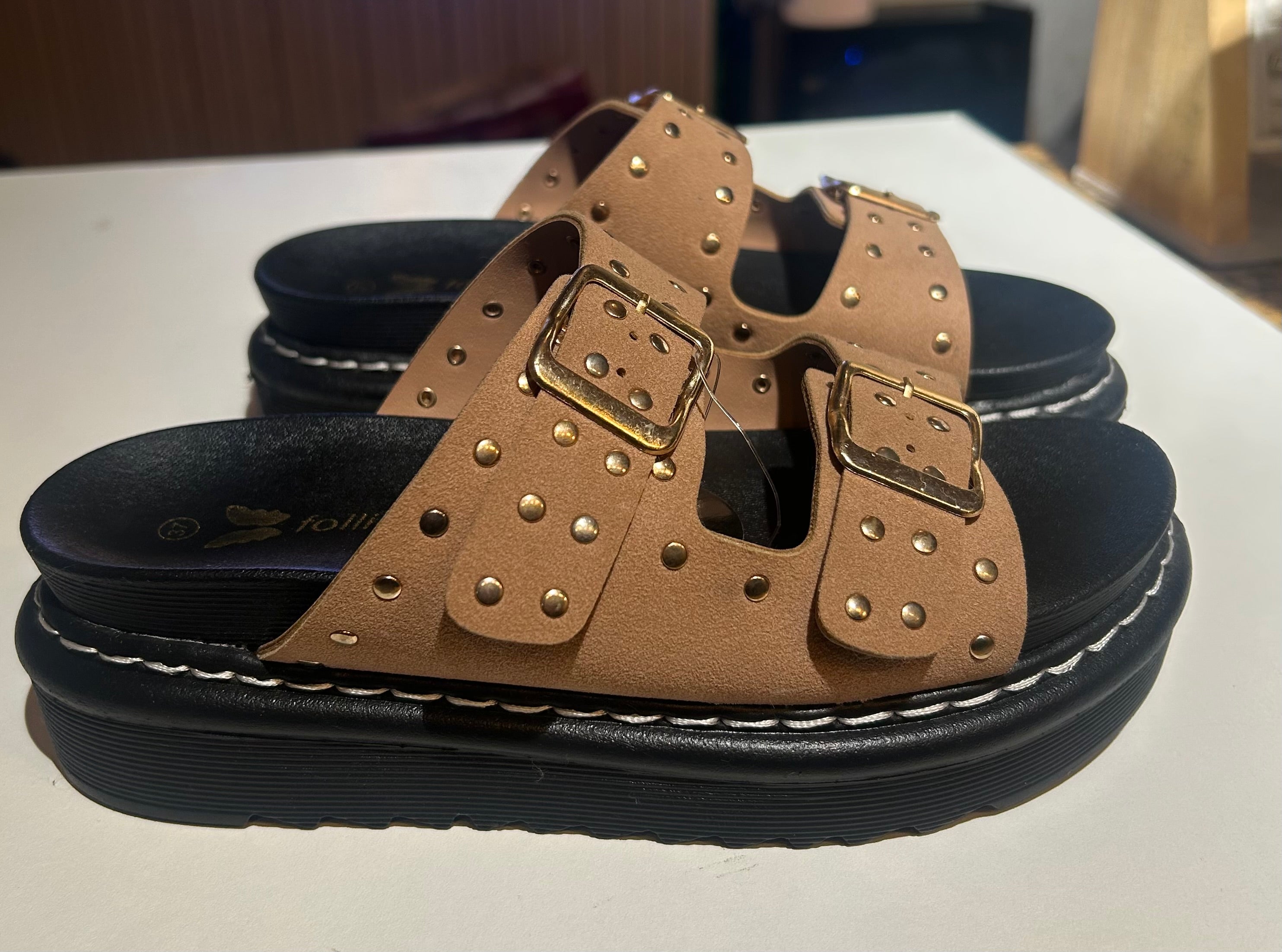 Sandalias