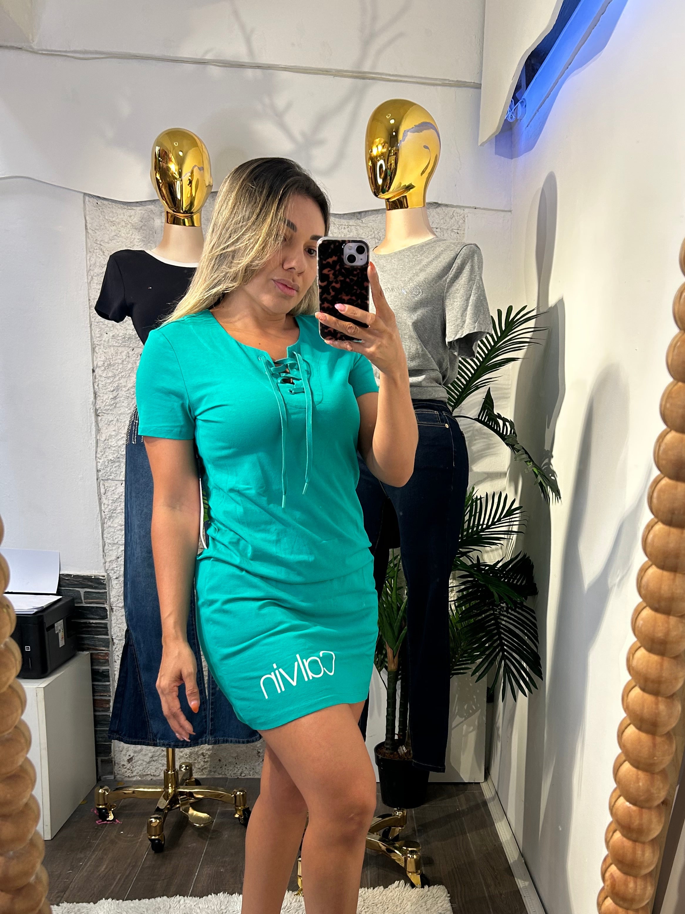 Vestido Calvin Klein