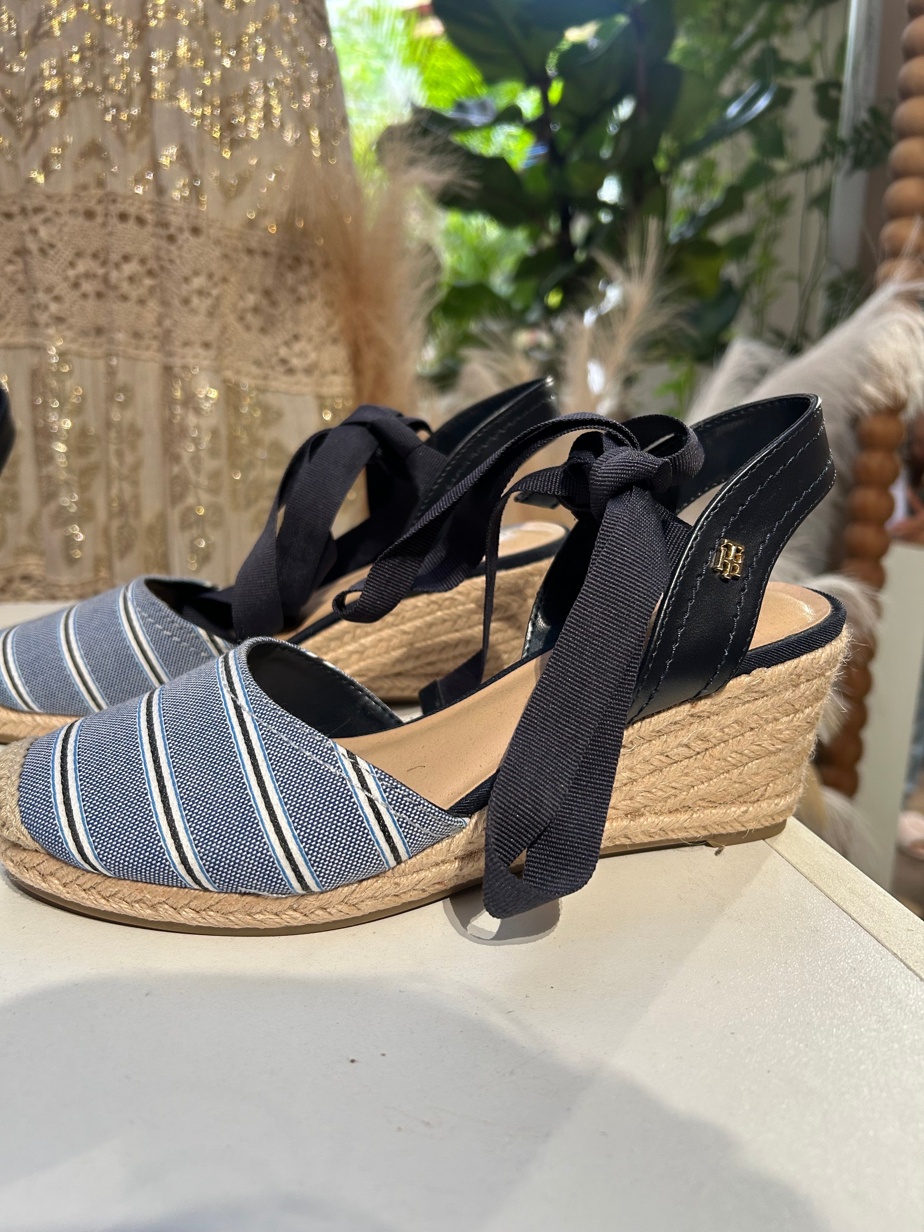 Sandalia  Tommy