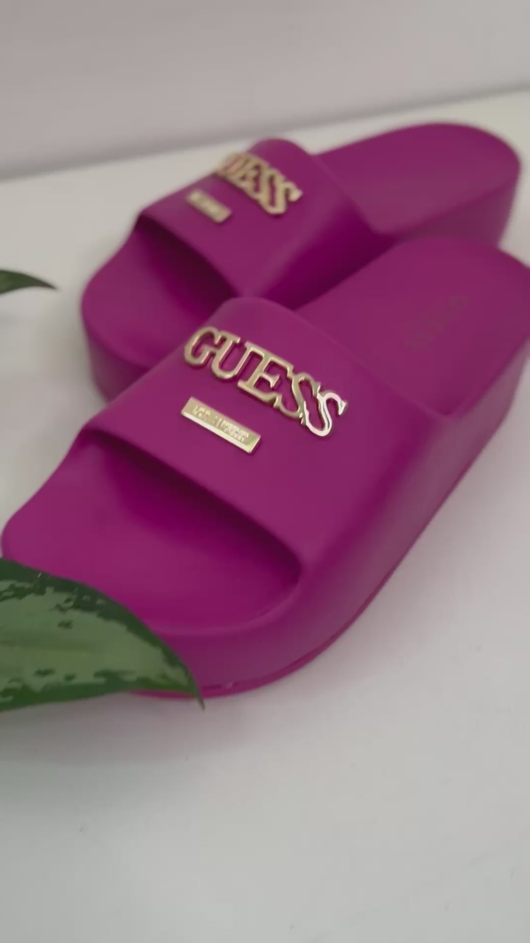 Sandalias Guess